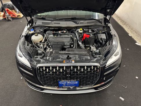 Used 2024 Lincoln Corsair Reserve w/ Equipment Group 201A image 11