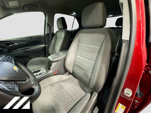 Used 2023 Chevrolet Equinox LT image 21