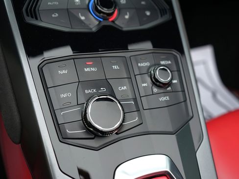 Used 2018 Lamborghini Huracan LP 580-2 image 28