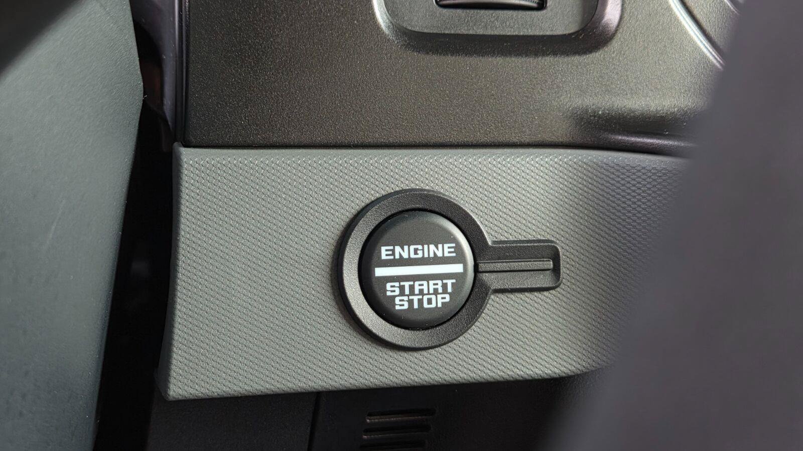 Used 2023 Ford Bronco 2-Door AWD/4WD image 30
