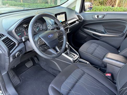 Used 2019 Ford EcoSport SE image 6
