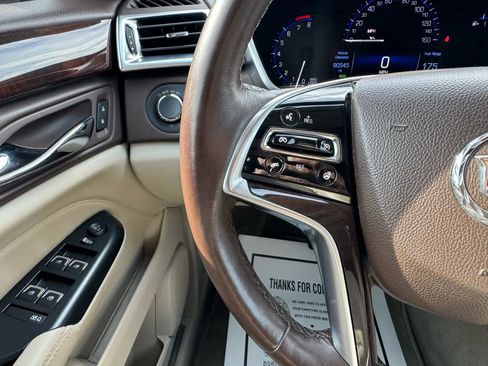Used 2014 Cadillac SRX Luxury image 22