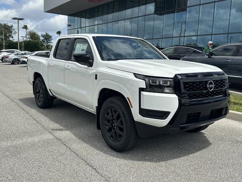 New 2026 Nissan Frontier SV RWD image 4