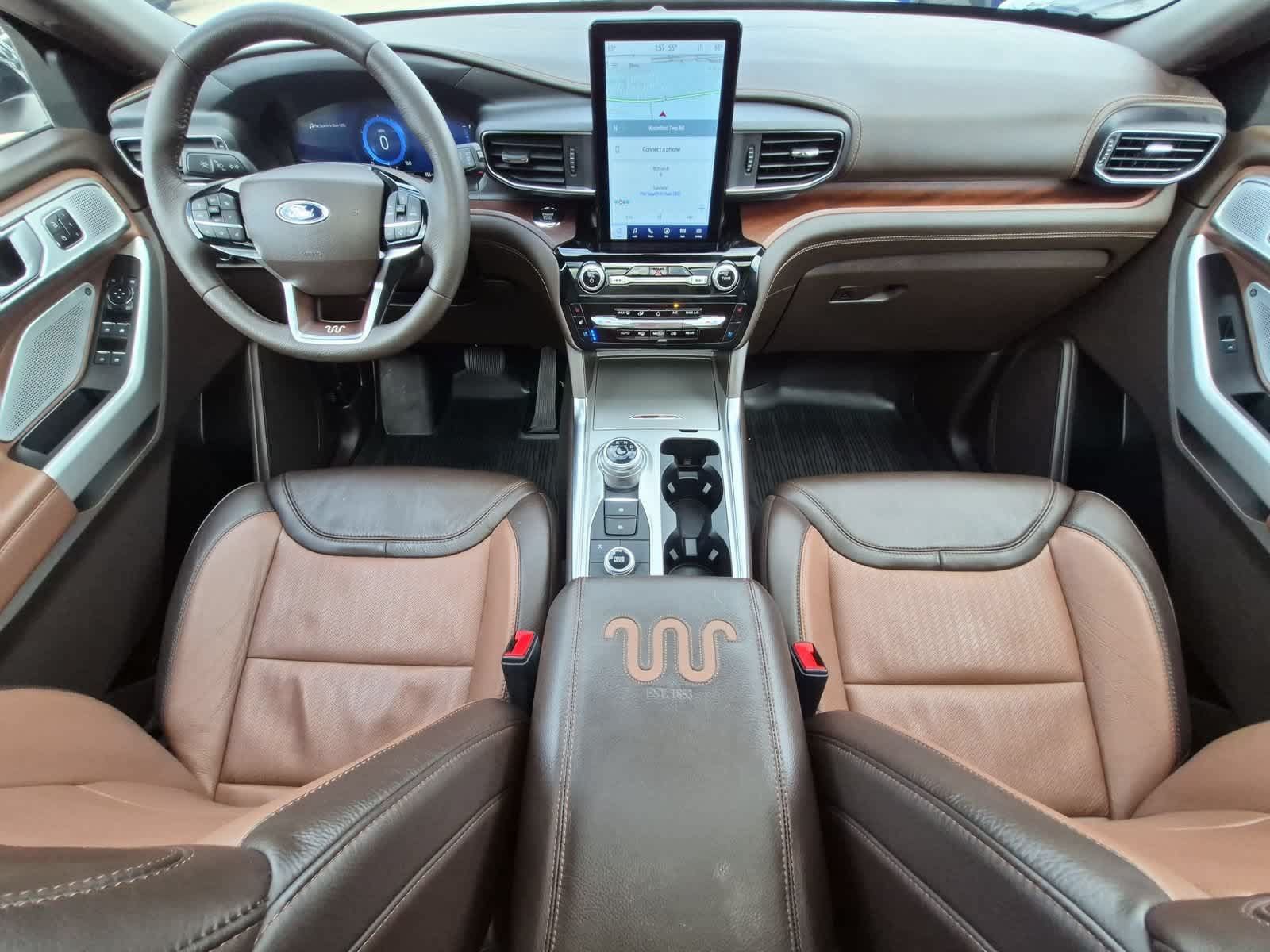 Used 2024 Ford Explorer King Ranch w/ Technology Package AWD/4WD image 15