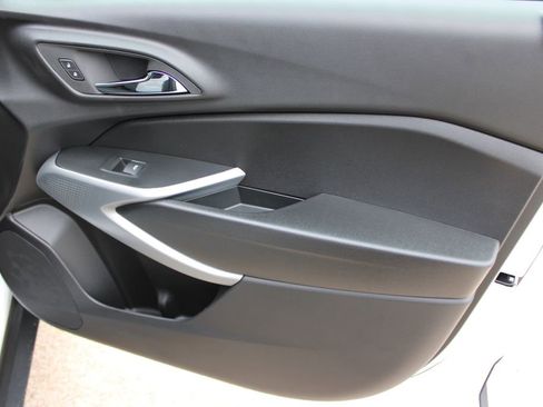 New 2026 Chevrolet Trax LS image 18