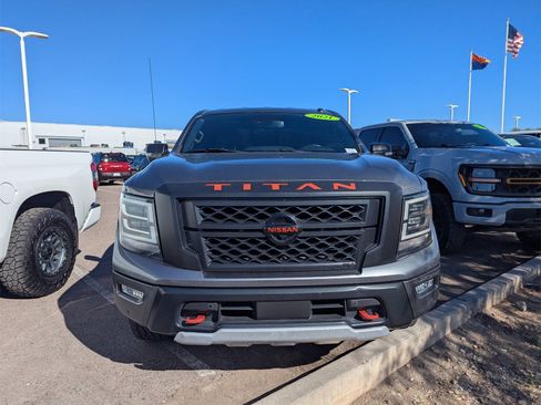Used 2021 Nissan Titan PRO-4X w/ Pro-4x Convenience Package image 2
