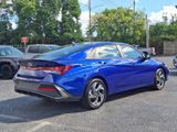 Used 2025 Hyundai Elantra Sport image 6
