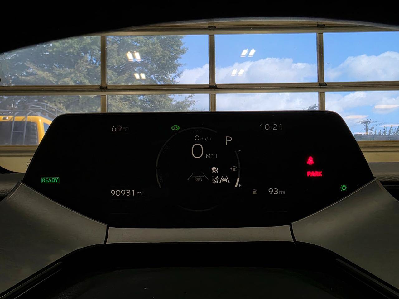 Used 2023 Toyota Prius XLE AWD/4WD image 40