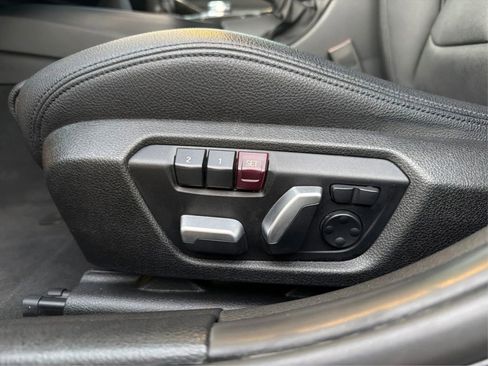 Used 2017 BMW 340i xDrive Sedan image 19