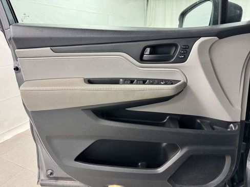 Used 2018 Honda Odyssey EX-L image 14