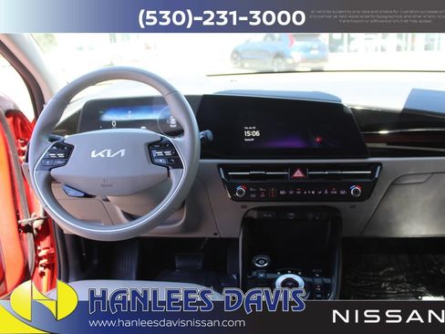 Used 2023 Kia Niro Wind FWD image 18