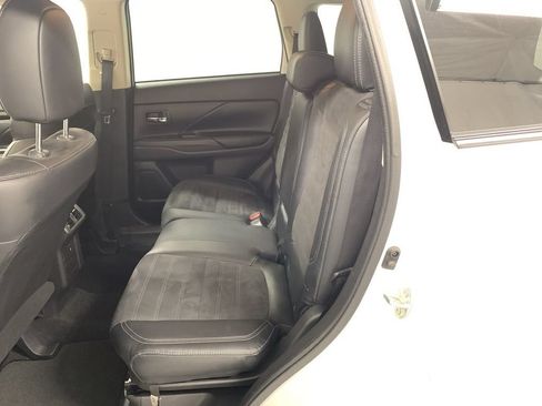 Used 2019 Mitsubishi Outlander SE AWD/4WD image 19