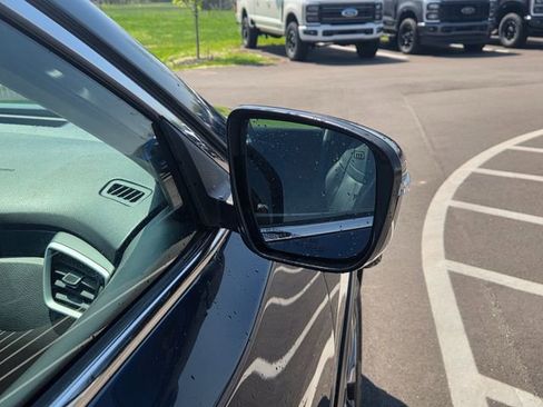 Used 2016 Nissan Rogue SL w/ SL Premium Package FWD image 4