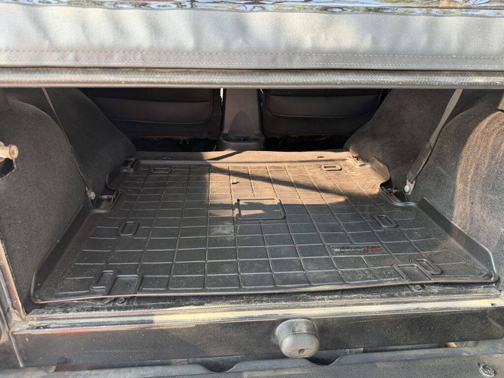 Used 2004 Jeep Wrangler 4WD image 10