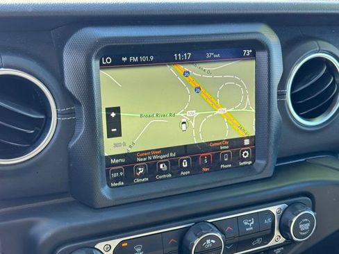 Used 2022 Jeep Gladiator Overland w/ Popular Equipment Package image 24