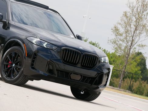 Used 2026 BMW X5 xDrive40i w/ M Sport Package AWD/4WD image 37