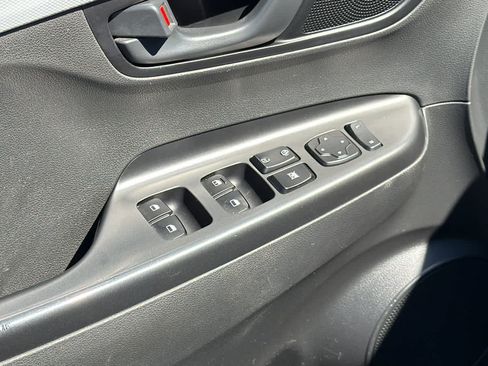 Used 2020 Hyundai Kona SE FWD image 22