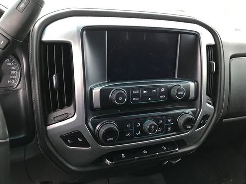 Used 2017 GMC Sierra 1500 SLE w/ SLE Value Package image 6