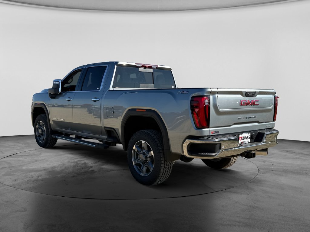 Used 2026 GMC Sierra 3500 SLT w/ SLT Premium Package AWD/4WD image 8