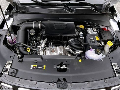 Used 2025 Jeep Compass Limited image 11