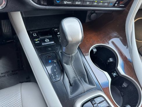 Used 2017 Lexus RX 350 AWD w/ Premium Package image 25