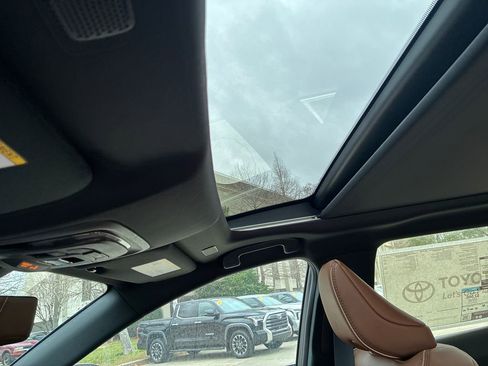 New 2026 Toyota Crown Signia image 17