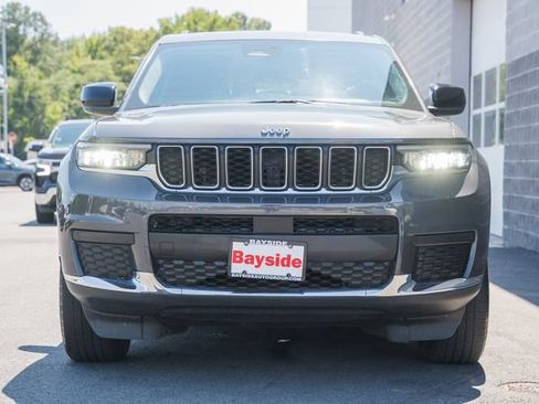 Used 2023 Jeep Grand Cherokee L Laredo AWD/4WD image 3