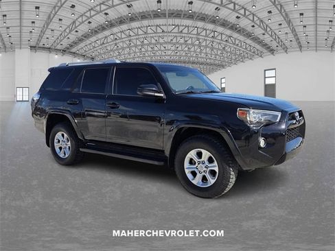 Used 2018 Toyota 4Runner SR5 image 1