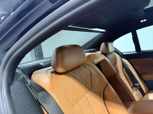 Used 2022 BMW 740i xDrive w/ M Sport Package AWD/4WD image 76