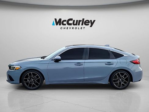 Used 2022 Honda Civic Sport Touring image 4