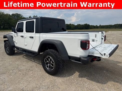 Used 2024 Jeep Gladiator Rubicon w/ Technology Group image 31