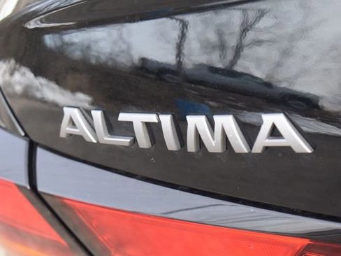 Used 2023 Nissan Altima 2.5 SV FWD image 16