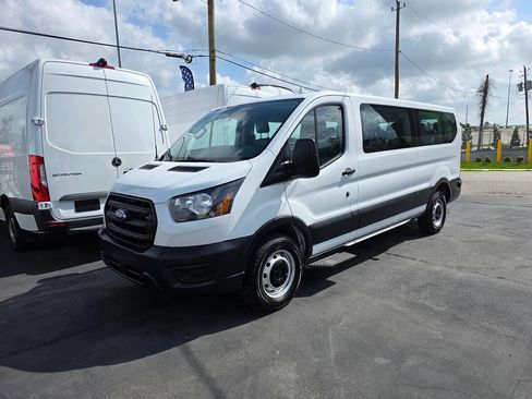Used 2020 Ford Transit 350 XL image 31
