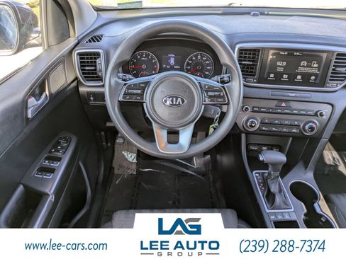 Used 2021 Kia Sportage LX AWD/4WD image 14