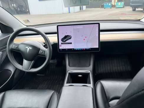 Used 2021 Tesla Model 3 Standard Range Plus RWD image 12
