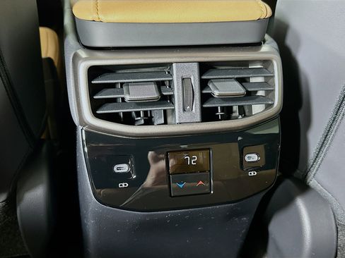 New 2026 Lexus RX 450h AWD w/ Convenience Package image 24