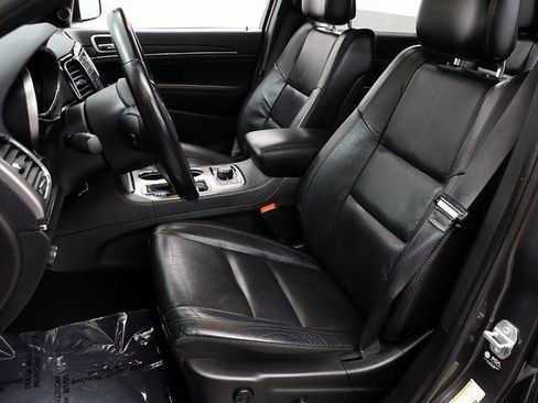 Used 2021 Jeep Grand Cherokee Limited image 9