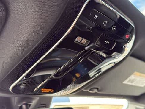 Used 2026 Mercedes-Benz GLC 300 4MATIC image 25