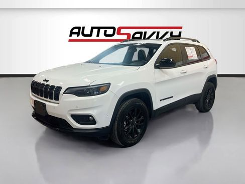 Used 2023 Jeep Cherokee Altitude Lux AWD/4WD image 3