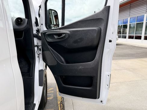 Used 2023 Mercedes-Benz Sprinter 2500 w/ Parking Package image 44