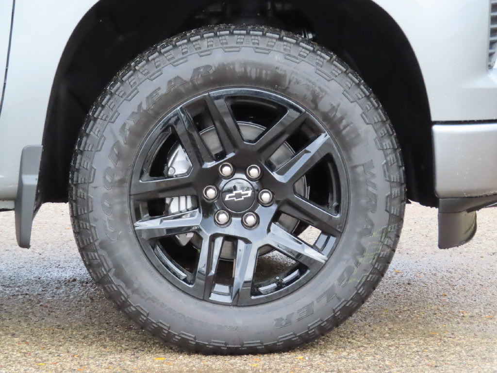 New 2026 Chevrolet Silverado 1500 RST w/ RST Select Package AWD/4WD image 17