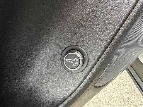 Used 2024 Chevrolet Blazer LT w/ Convenience Package image 33