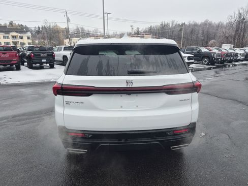 Used 2026 Buick Enclave Sport Touring image 15