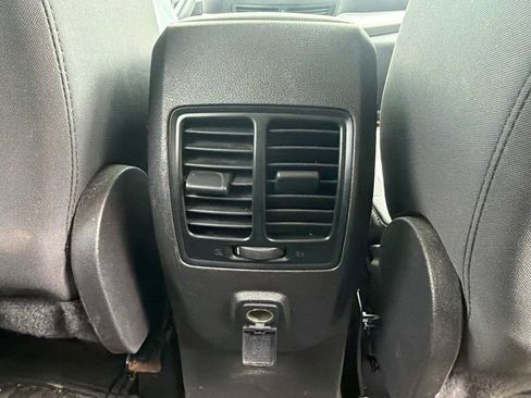 Used 2018 Ford Escape SE w/ SE Sync 3 Package AWD/4WD image 8
