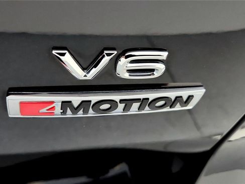 Used 2019 Volkswagen Atlas SEL image 14