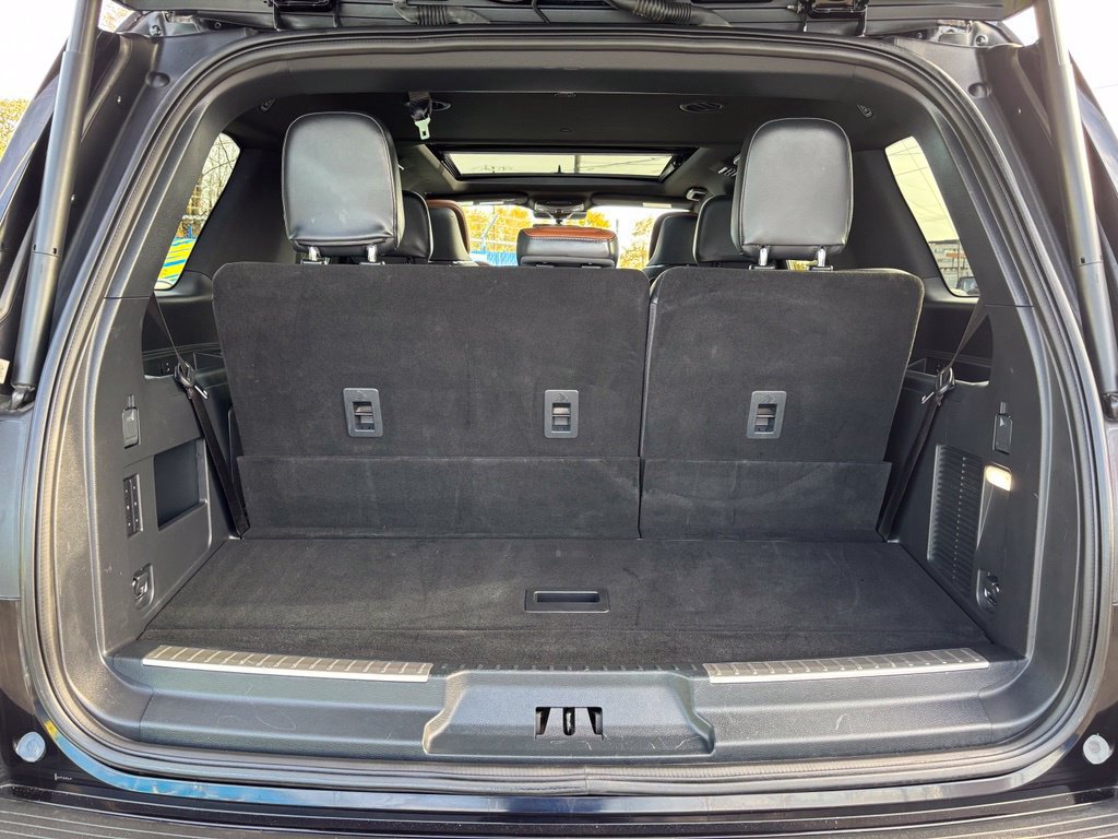 Used 2024 Lincoln Navigator Reserve w/ Monochromatic Package AWD/4WD image 6