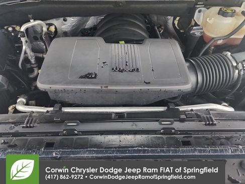 Used 2019 Chevrolet Silverado 1500 LT w/ All-Star Edition image 33