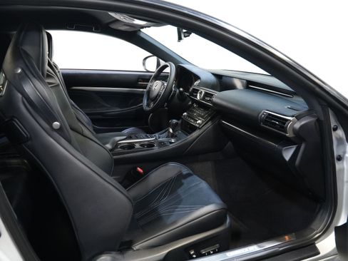 Used 2015 Lexus RC F w/ Performance Package RWD image 30