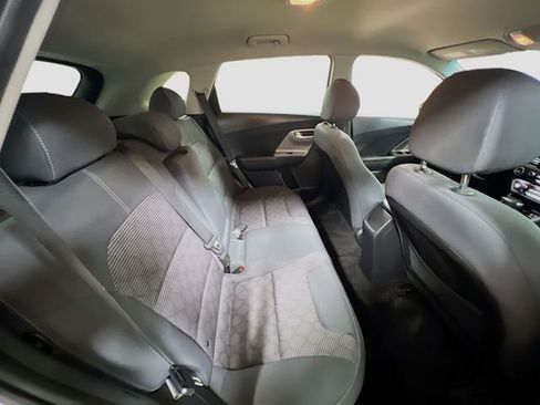 Used 2018 Kia Niro LX image 24