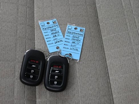 Used 2023 Honda HR-V LX image 31